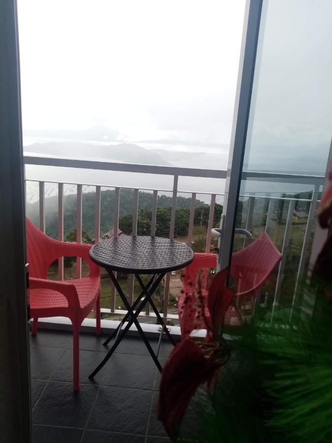 Holy Family Condo At Wind Residences,Tagaytay Tagaytay City Esterno foto